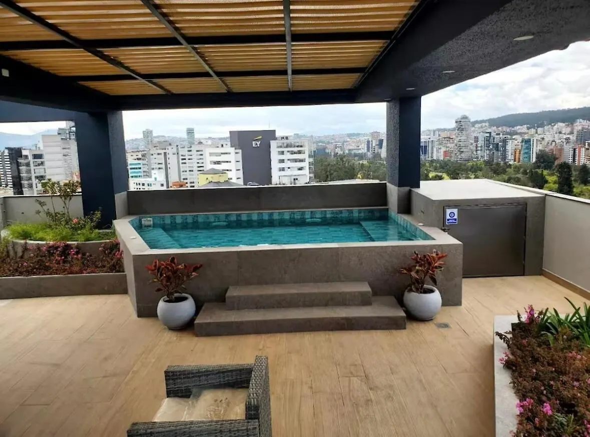 Modern Studio Overlooking The Park Quito